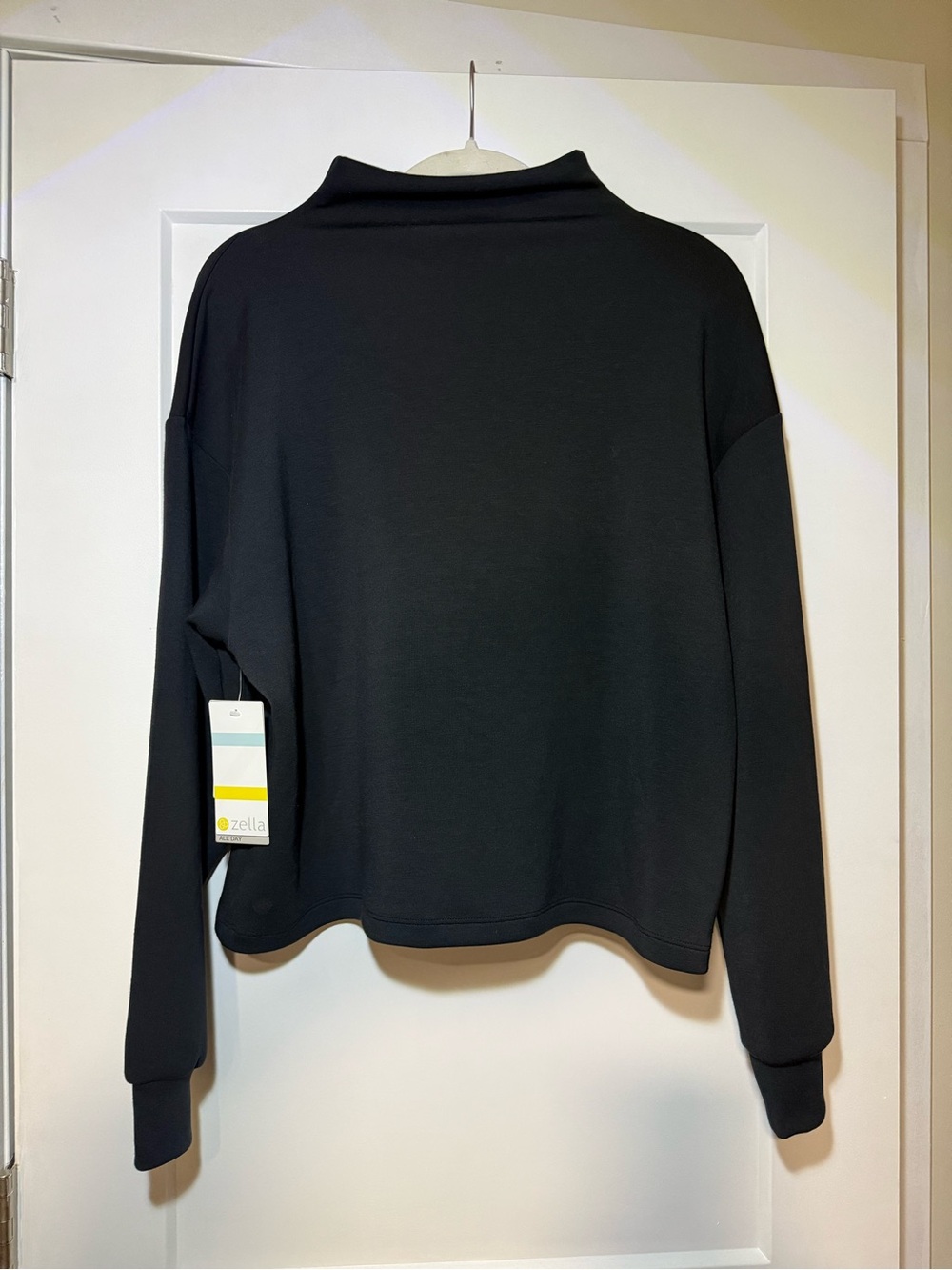 Zella Black Funnel Neck Relaxed Sweatshirt